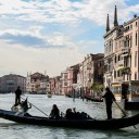venezia veneto italia gondole gondoliere lago paesaggio case turismo